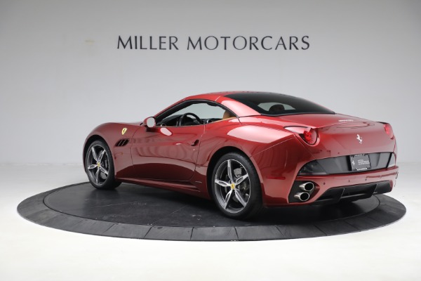 Used 2014 Ferrari California for sale $136,900 at Bugatti of Greenwich in Greenwich CT 06830 15