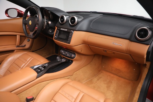 Used 2014 Ferrari California for sale $136,900 at Bugatti of Greenwich in Greenwich CT 06830 23