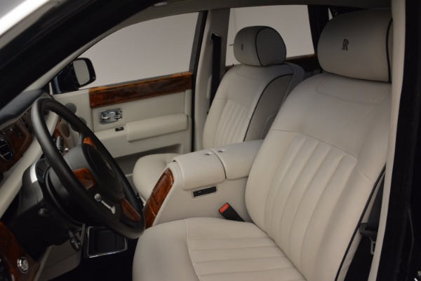 Used 2011 Rolls-Royce Phantom for sale Sold at Bugatti of Greenwich in Greenwich CT 06830 11