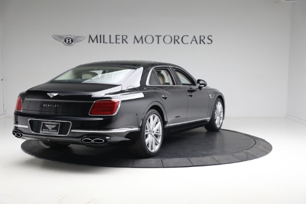 New 2023 Bentley Flying Spur V8 for sale $243,705 at Bugatti of Greenwich in Greenwich CT 06830 10