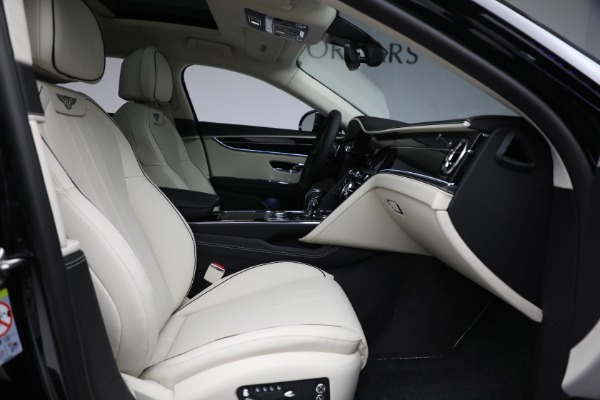 New 2023 Bentley Flying Spur V8 for sale $243,705 at Bugatti of Greenwich in Greenwich CT 06830 28