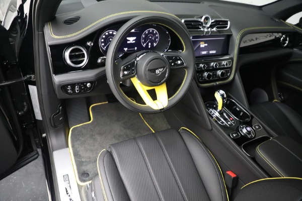 New 2023 Bentley Bentayga EWB V8 for sale $270,600 at Bugatti of Greenwich in Greenwich CT 06830 15
