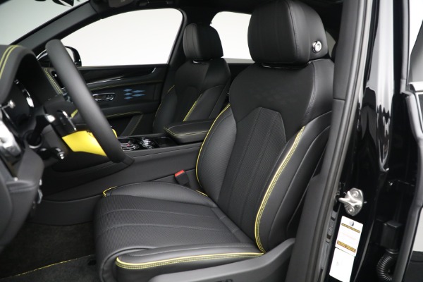New 2023 Bentley Bentayga EWB V8 for sale $270,600 at Bugatti of Greenwich in Greenwich CT 06830 20
