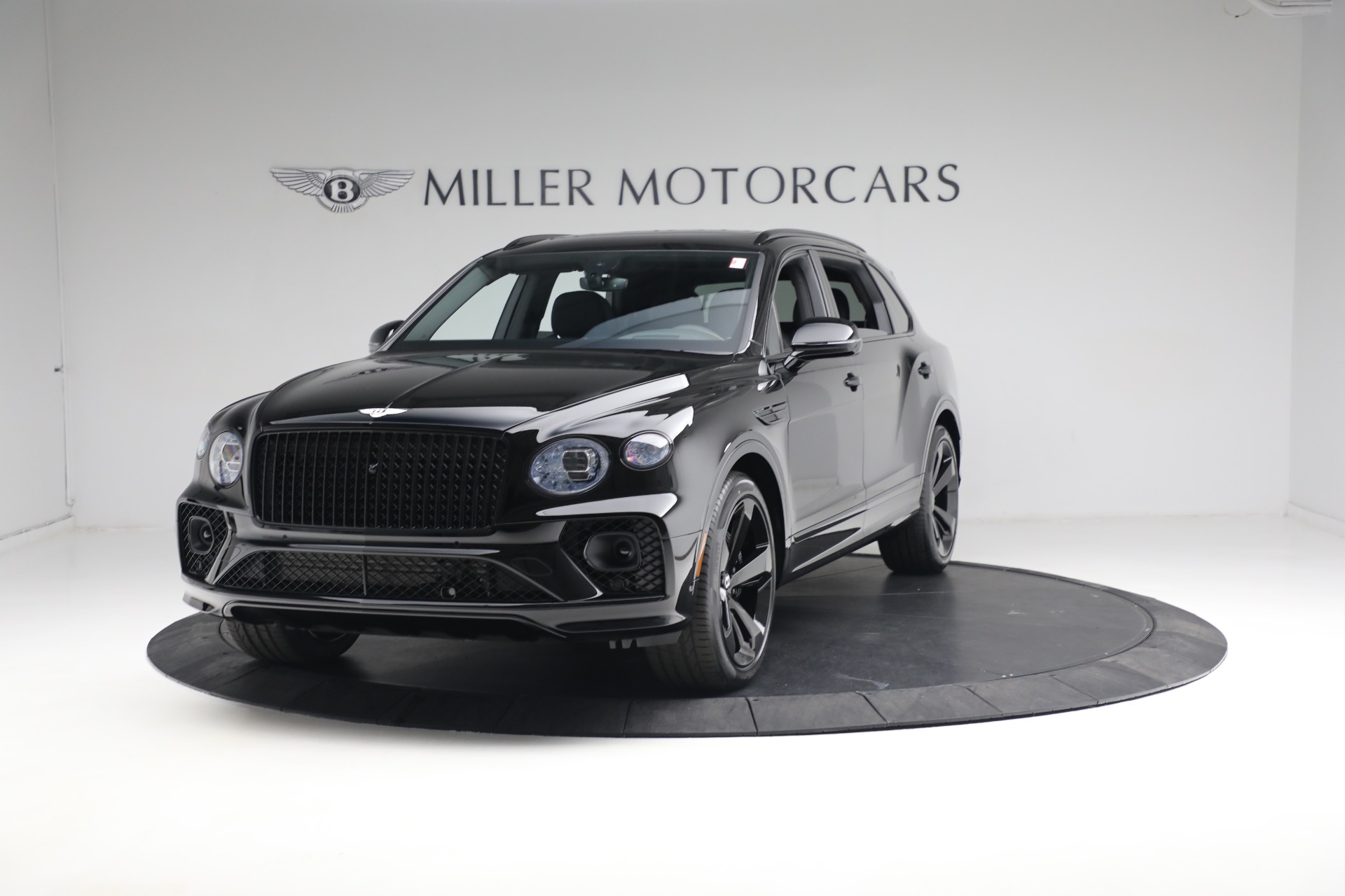New 2023 Bentley Bentayga EWB V8 for sale $270,600 at Bugatti of Greenwich in Greenwich CT 06830 1