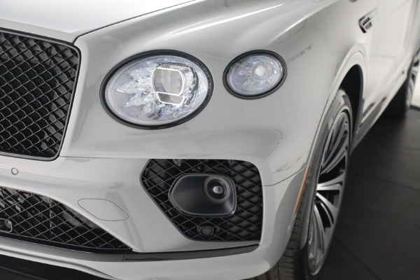 New 2023 Bentley Bentayga Azure V8 for sale $275,715 at Bugatti of Greenwich in Greenwich CT 06830 17