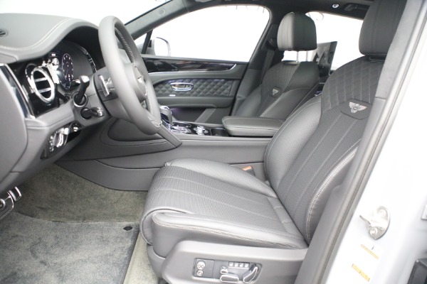 New 2023 Bentley Bentayga Azure V8 for sale $275,715 at Bugatti of Greenwich in Greenwich CT 06830 23