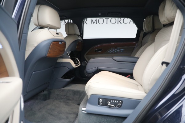 Used 2023 Bentley Bentayga EWB Azure V8 for sale $267,900 at Bugatti of Greenwich in Greenwich CT 06830 17