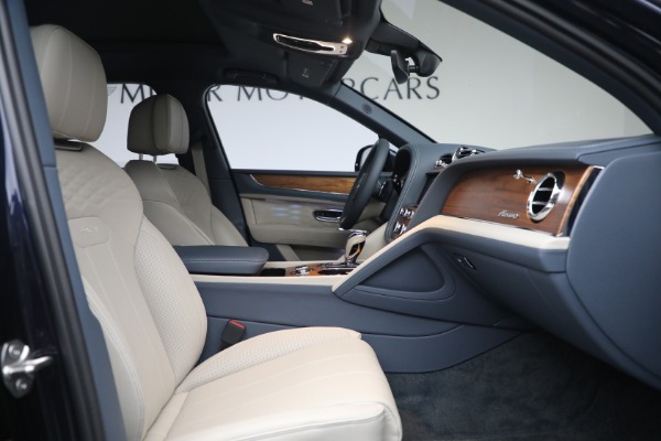 New 2023 Bentley Bentayga EWB Azure V8 for sale $251,900 at Bugatti of Greenwich in Greenwich CT 06830 22