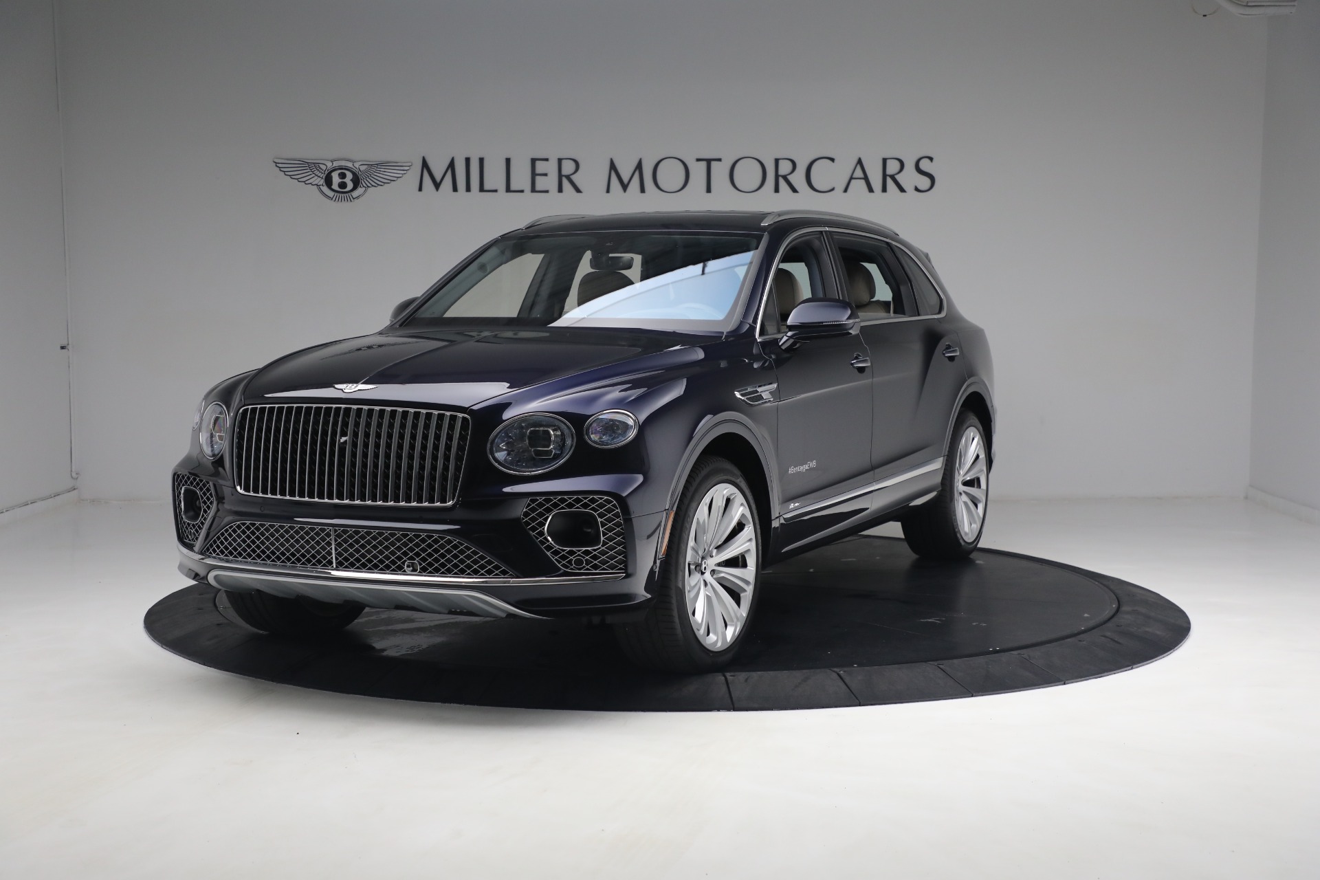 New 2023 Bentley Bentayga EWB Azure V8 for sale $251,900 at Bugatti of Greenwich in Greenwich CT 06830 1