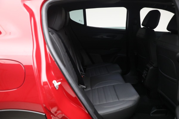 New 2024 Alfa Romeo Tonale Ti for sale $51,290 at Bugatti of Greenwich in Greenwich CT 06830 27