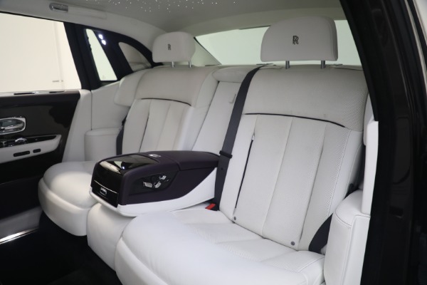Used 2018 Rolls-Royce Phantom for sale Call for price at Bugatti of Greenwich in Greenwich CT 06830 10