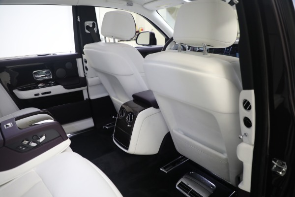 Used 2018 Rolls-Royce Phantom for sale Call for price at Bugatti of Greenwich in Greenwich CT 06830 16