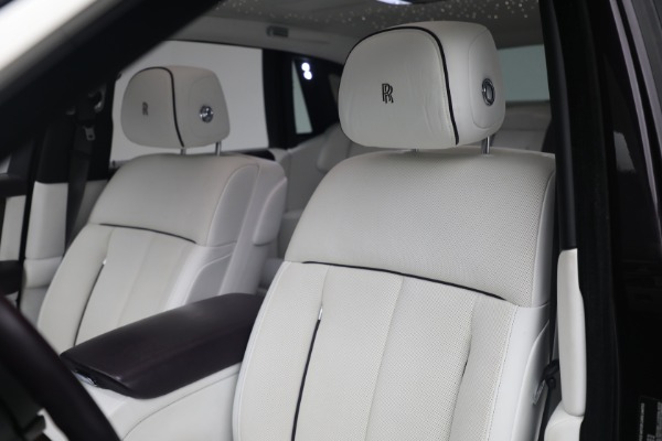 Used 2018 Rolls-Royce Phantom for sale Sold at Bugatti of Greenwich in Greenwich CT 06830 8