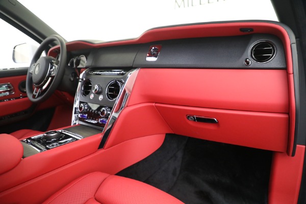 New 2023 Rolls-Royce Cullinan for sale $414,050 at Bugatti of Greenwich in Greenwich CT 06830 25