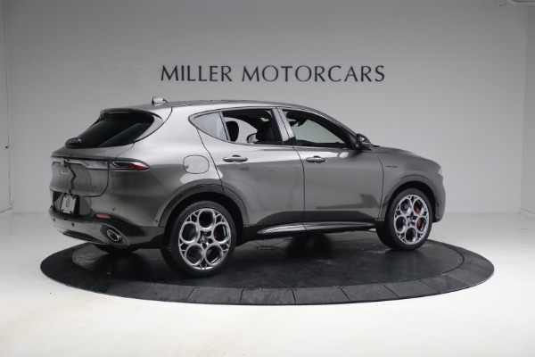 New 2024 Alfa Romeo Tonale Veloce for sale $57,300 at Bugatti of Greenwich in Greenwich CT 06830 10