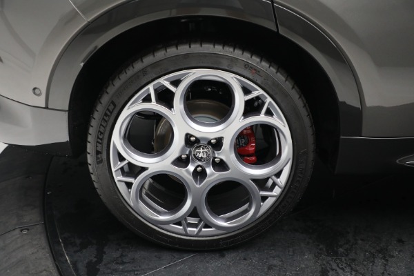 New 2024 Alfa Romeo Tonale Veloce for sale $57,300 at Bugatti of Greenwich in Greenwich CT 06830 26