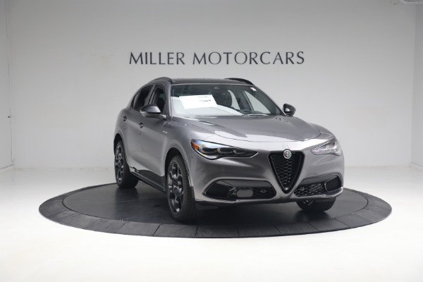 New 2024 Alfa Romeo Stelvio Veloce for sale $58,455 at Bugatti of Greenwich in Greenwich CT 06830 15