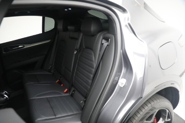 New 2024 Alfa Romeo Stelvio Veloce for sale $58,455 at Bugatti of Greenwich in Greenwich CT 06830 21