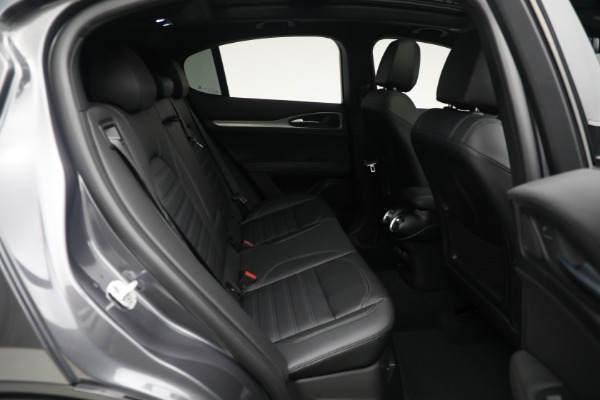 New 2024 Alfa Romeo Stelvio Veloce for sale $58,455 at Bugatti of Greenwich in Greenwich CT 06830 24