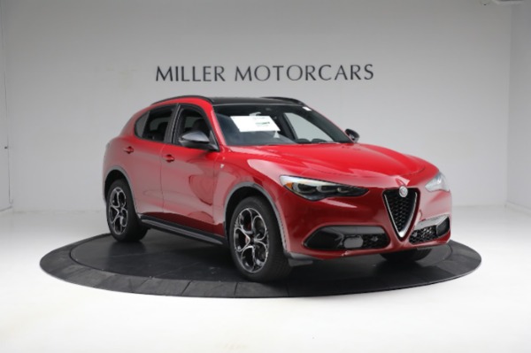 New 2024 Alfa Romeo Stelvio Ti for sale $54,320 at Bugatti of Greenwich in Greenwich CT 06830 14