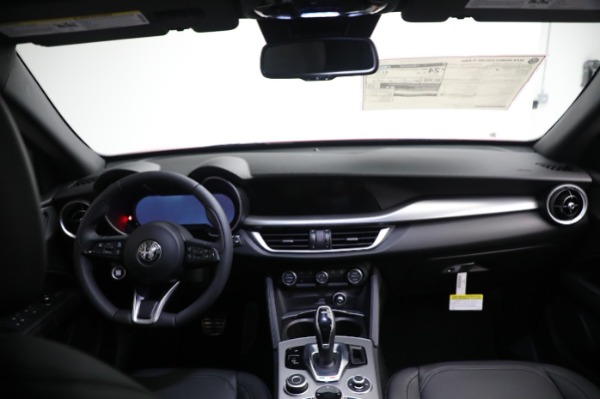 New 2024 Alfa Romeo Stelvio Ti for sale $54,320 at Bugatti of Greenwich in Greenwich CT 06830 27