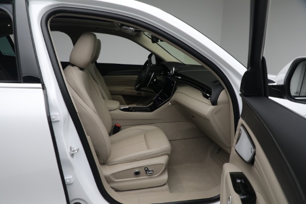 New 2023 Maserati Grecale GT for sale $73,201 at Bugatti of Greenwich in Greenwich CT 06830 27