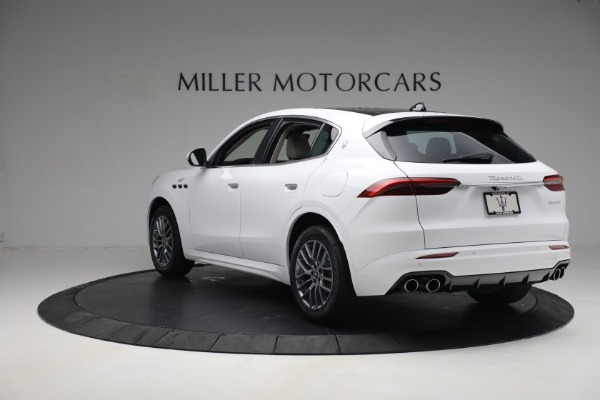 New 2023 Maserati Grecale GT for sale $73,201 at Bugatti of Greenwich in Greenwich CT 06830 9