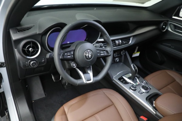 New 2024 Alfa Romeo Stelvio Ti for sale $55,230 at Bugatti of Greenwich in Greenwich CT 06830 24