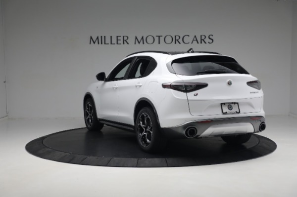New 2024 Alfa Romeo Stelvio Ti for sale $53,820 at Bugatti of Greenwich in Greenwich CT 06830 7