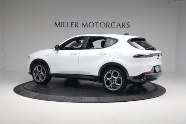 New 2024 Alfa Romeo Tonale Veloce for sale $56,640 at Bugatti of Greenwich in Greenwich CT 06830 5