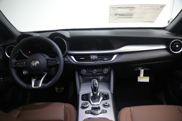 New 2024 Alfa Romeo Stelvio Ti for sale $55,230 at Bugatti of Greenwich in Greenwich CT 06830 28