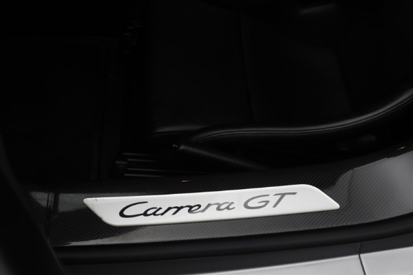 Used 2005 Porsche Carrera GT for sale $1,550,000 at Bugatti of Greenwich in Greenwich CT 06830 26