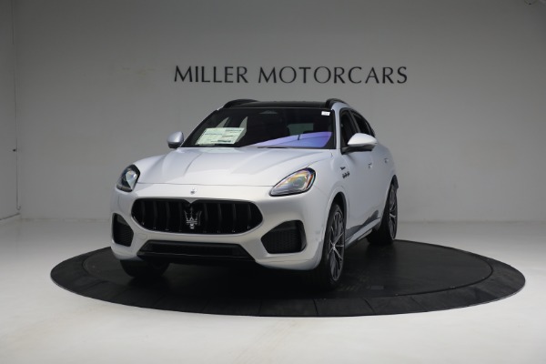 New 2023 Maserati Grecale Modena for sale $91,601 at Bugatti of Greenwich in Greenwich CT 06830 1