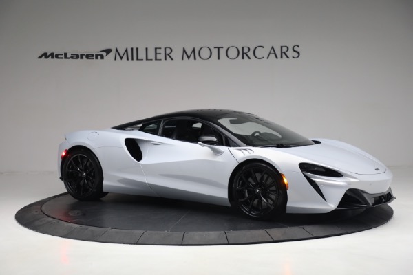New 2023 McLaren Artura TechLux for sale $279,835 at Bugatti of Greenwich in Greenwich CT 06830 10