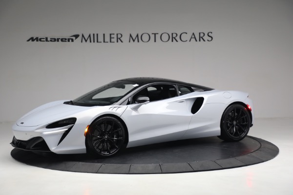 New 2023 McLaren Artura TechLux for sale $279,835 at Bugatti of Greenwich in Greenwich CT 06830 2