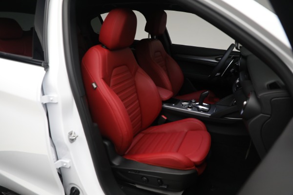 New 2024 Alfa Romeo Stelvio Veloce for sale Sold at Bugatti of Greenwich in Greenwich CT 06830 23