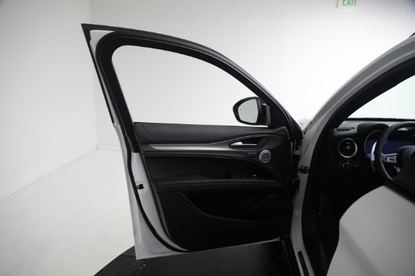 New 2024 Alfa Romeo Stelvio Veloce for sale Sold at Bugatti of Greenwich in Greenwich CT 06830 28