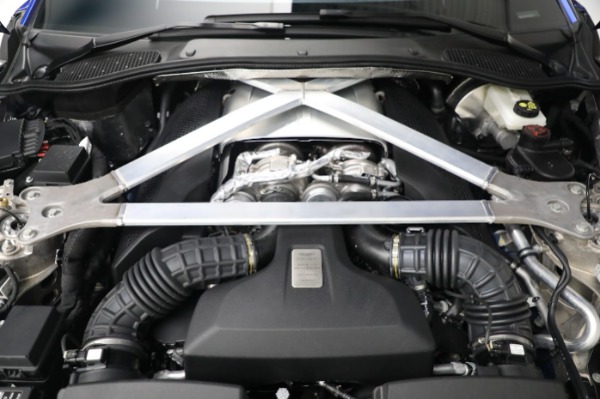 New 2023 Aston Martin Vantage V8 for sale $203,286 at Bugatti of Greenwich in Greenwich CT 06830 25