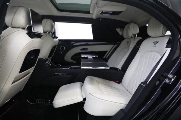 Used 2017 Bentley Mulsanne Extended Wheelbase for sale Sold at Bugatti of Greenwich in Greenwich CT 06830 23