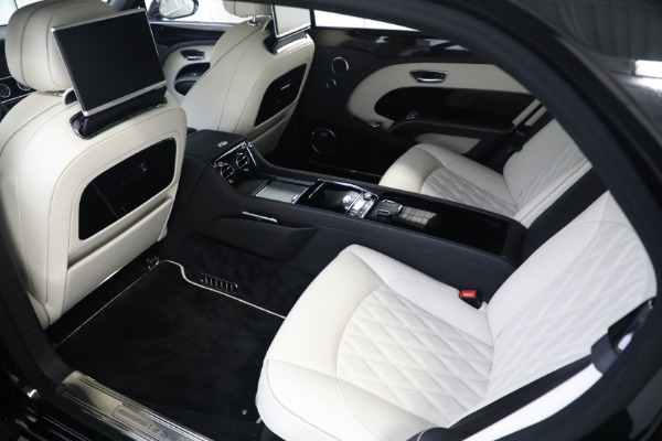 Used 2017 Bentley Mulsanne Extended Wheelbase for sale Sold at Bugatti of Greenwich in Greenwich CT 06830 25