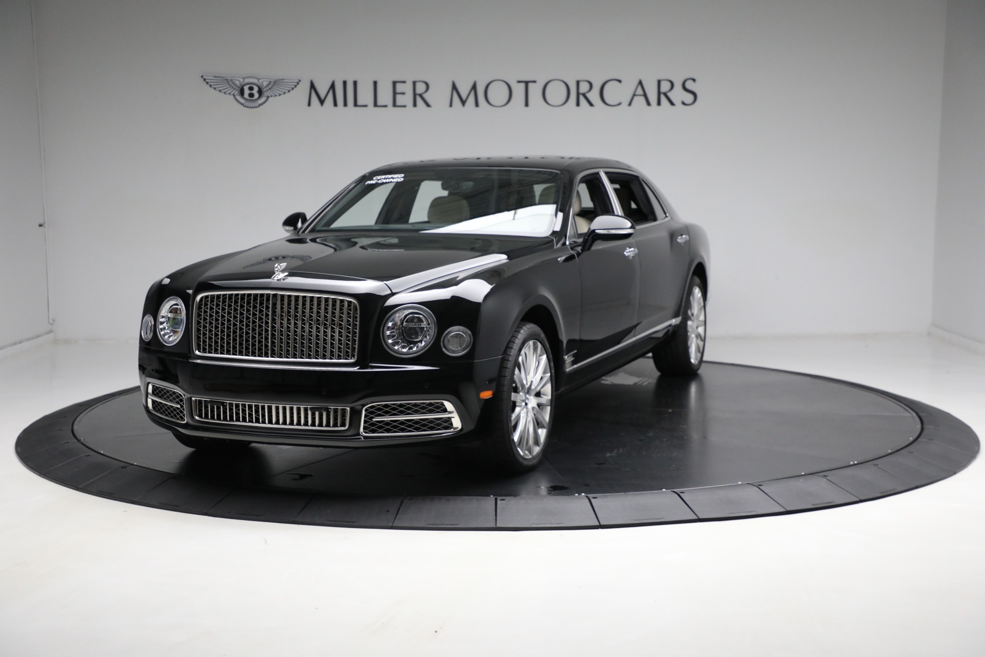 Used 2017 Bentley Mulsanne Extended Wheelbase for sale $259,900 at Bugatti of Greenwich in Greenwich CT 06830 1