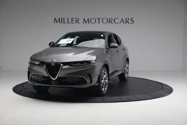 New 2024 Alfa Romeo Tonale Ti for sale $54,450 at Bugatti of Greenwich in Greenwich CT 06830 1