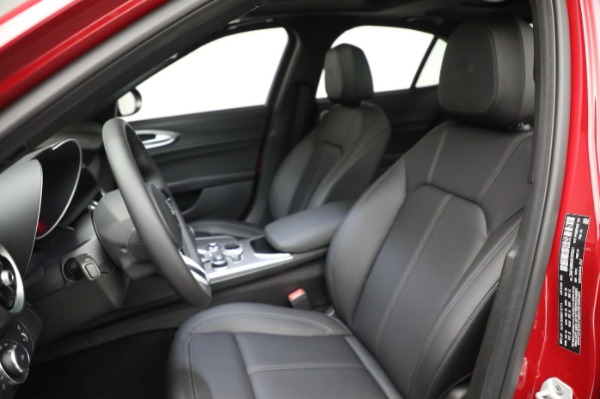 New 2024 Alfa Romeo Giulia Ti for sale $51,115 at Bugatti of Greenwich in Greenwich CT 06830 16