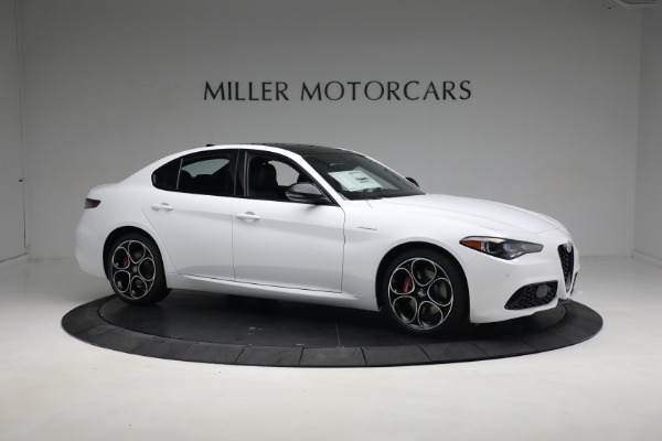 New 2024 Alfa Romeo Giulia Veloce for sale $53,940 at Bugatti of Greenwich in Greenwich CT 06830 1