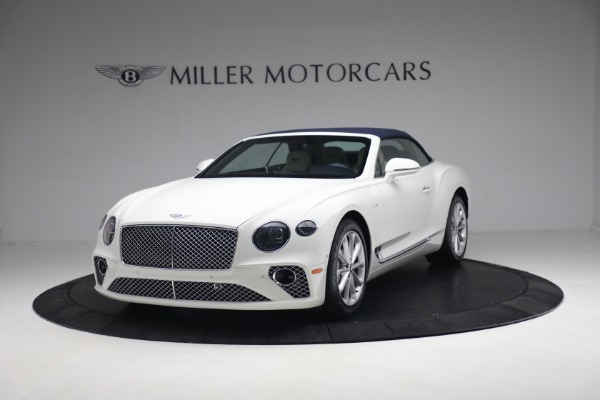 Used 2021 Bentley Continental GTC V8 for sale Call for price at Bugatti of Greenwich in Greenwich CT 06830 15