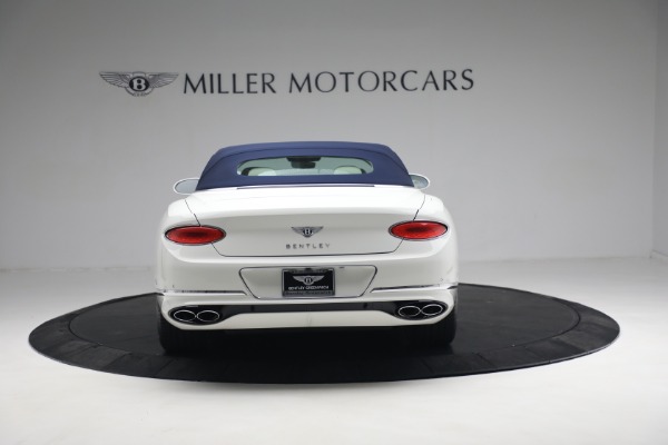 Used 2021 Bentley Continental GTC V8 for sale Call for price at Bugatti of Greenwich in Greenwich CT 06830 20