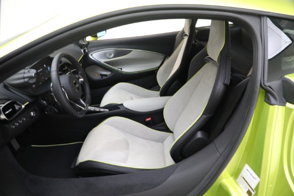 New 2023 McLaren Artura Vision for sale $277,875 at Bugatti of Greenwich in Greenwich CT 06830 18