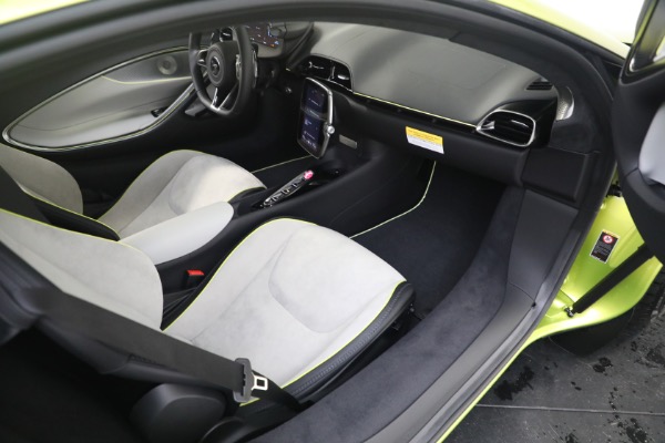 New 2023 McLaren Artura Vision for sale $277,875 at Bugatti of Greenwich in Greenwich CT 06830 20