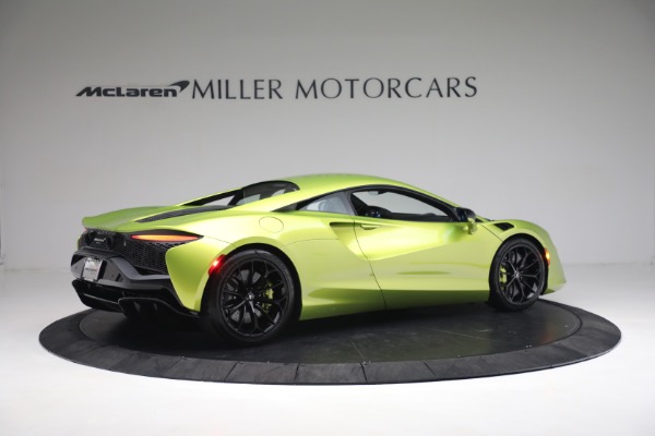 New 2023 McLaren Artura Vision for sale $277,875 at Bugatti of Greenwich in Greenwich CT 06830 8