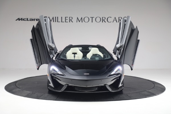 Used 2018 McLaren 570S Spider for sale Sold at Bugatti of Greenwich in Greenwich CT 06830 13